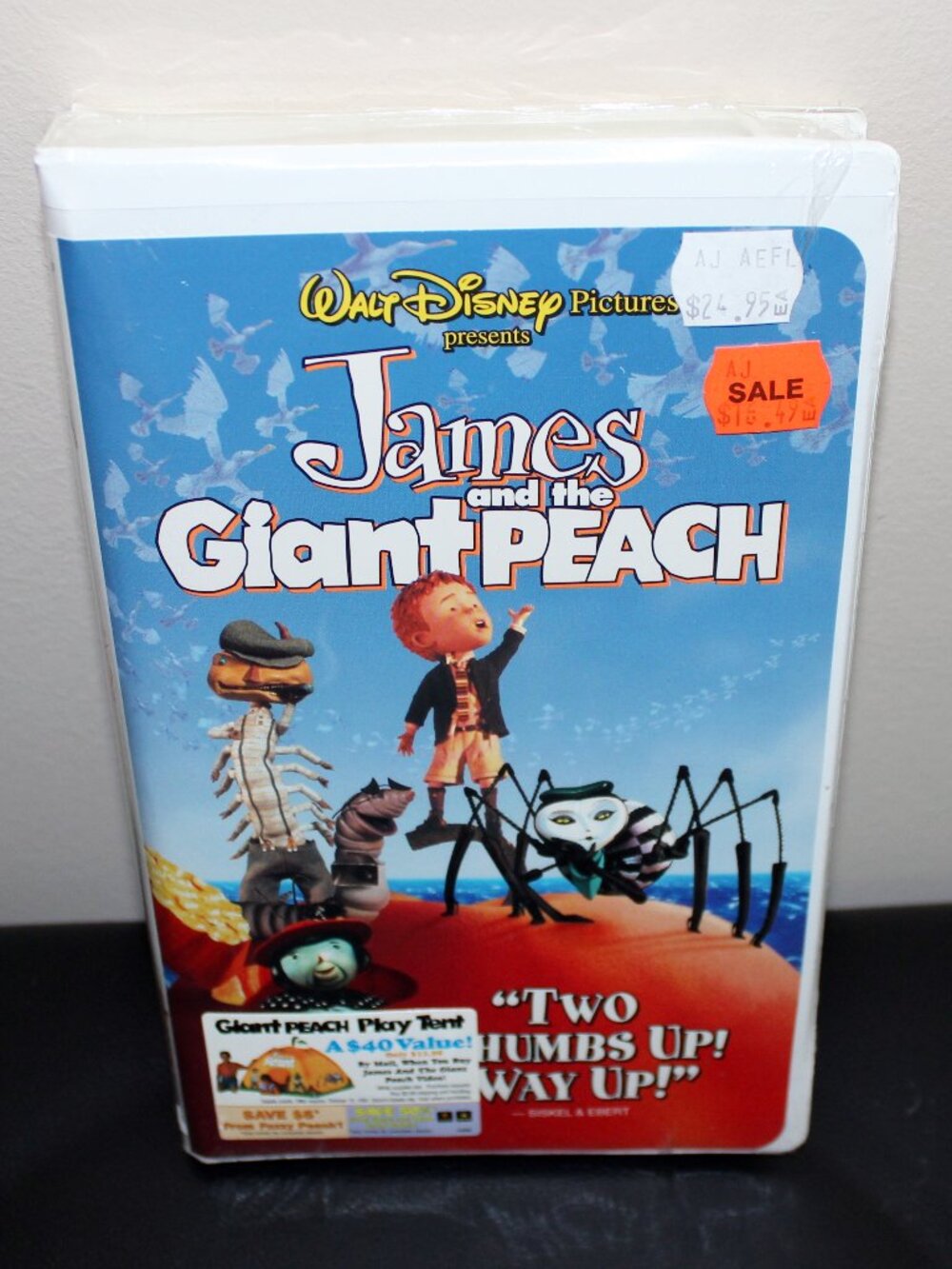 3/$77❤️sealed watermark JAMES AND THE GIANT PEACH Clamshell VHS Walt Disney 1996